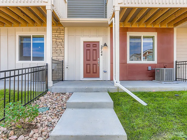 2744 Bear Springs Cir — Photo 21