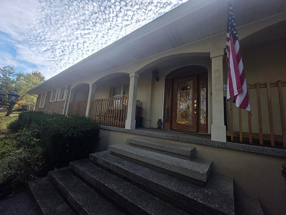 1st image of 395 Mountain View Rd