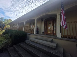 395 Mountain View Rd, Williamsburg, KY 40769