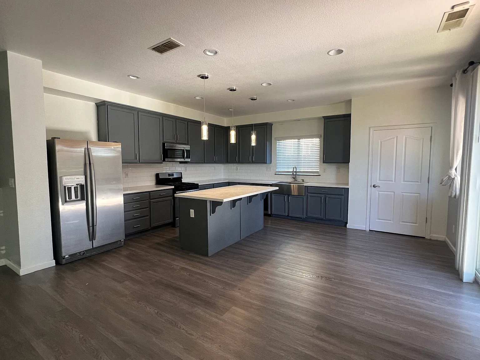 4308 Angelica Way photo 1