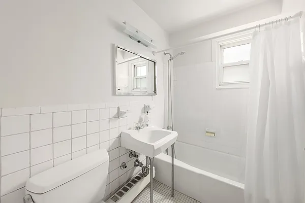 Sold by Sotheby's International Realty | media 12