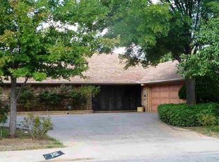 2403 Elmwood North Cir, Wichita Falls, TX 76308