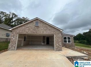 4 Skyline Loop, Oxford, AL 36260