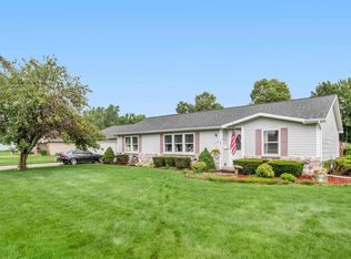 1175 S Jackson St, Nappanee, IN 46550
