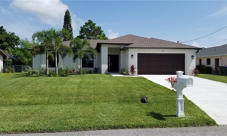 1st image of 1123 SE 19th Ln