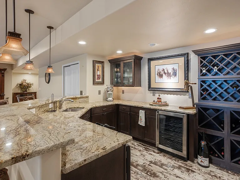 2156 Villa Creek Cir — Photo 30