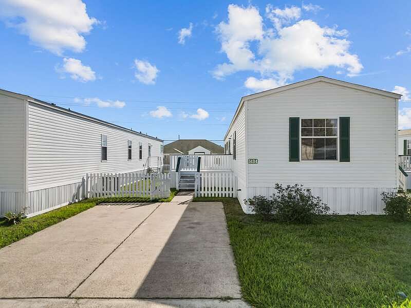 1st image of 5133 Martinique Calle