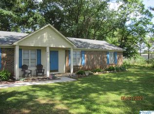 477 Shields Rd, Huntsville, AL 35811