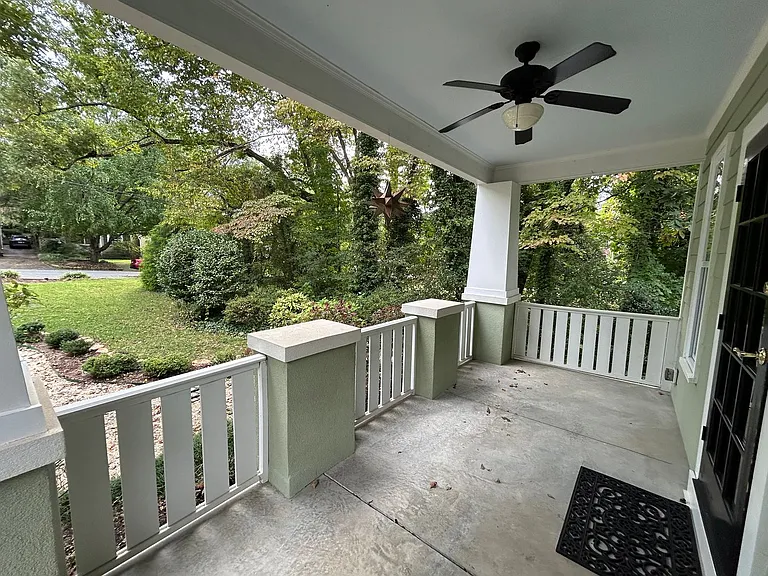 2461 Lyndhurst Ave — Photo 29