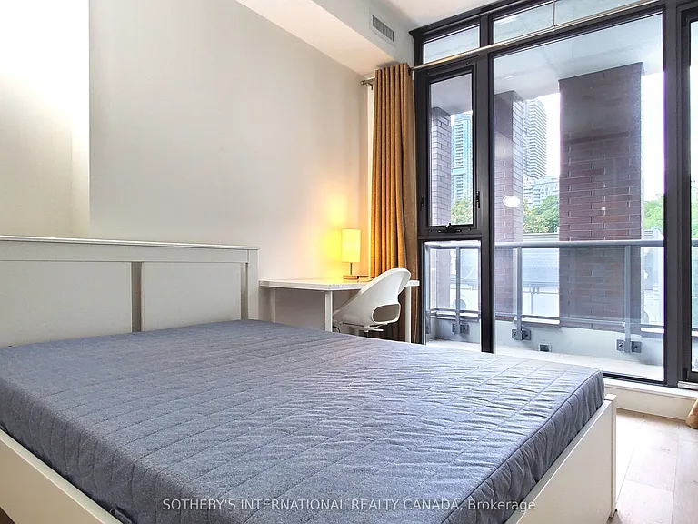 81 Wellesley St E #305 — Photo 14