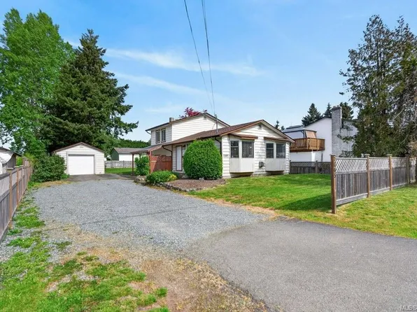 1005 26th St, Courtenay, BC V9N 7H6