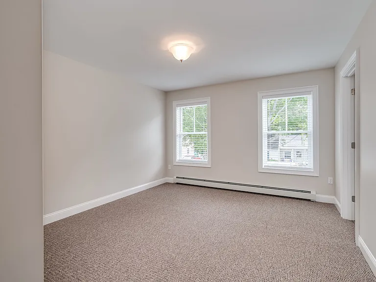 17 Bennett St — Photo 19