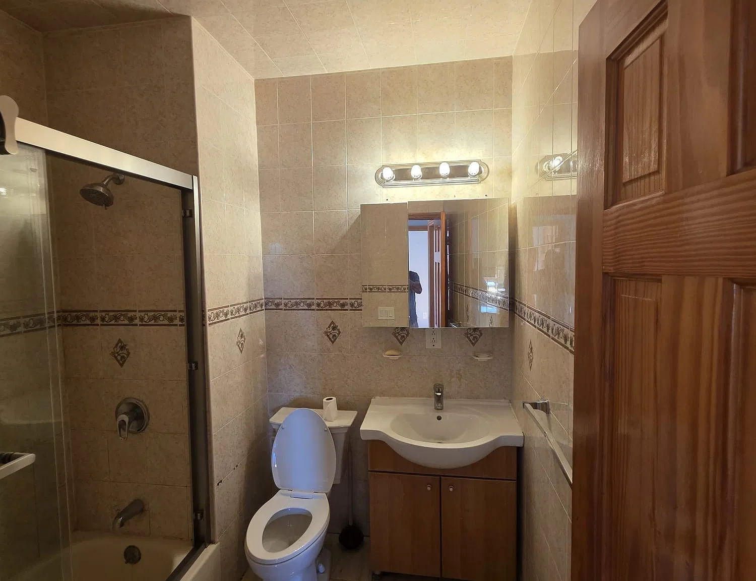 2 bed, 1400 sqft, $2,800 — Photo 3