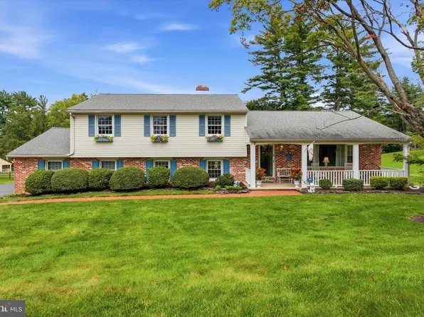 2541 N Feathering Ln, Media, PA 19063