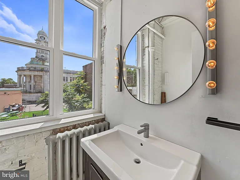 14 W Harvey St #16 — Photo 15