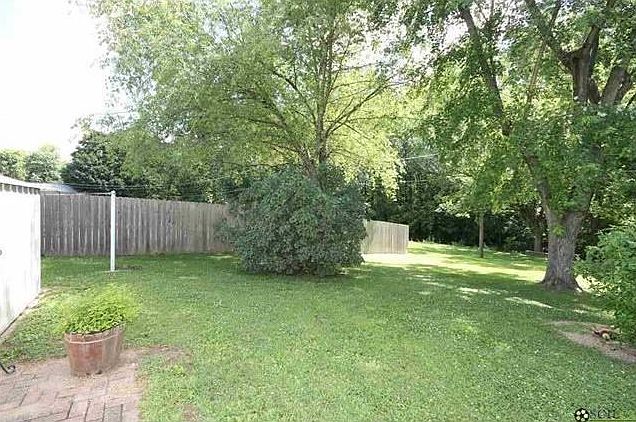2nd image of 3037 Hawcreek Blvd