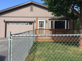 416 N Bonanza St, Palmer, AK 99645