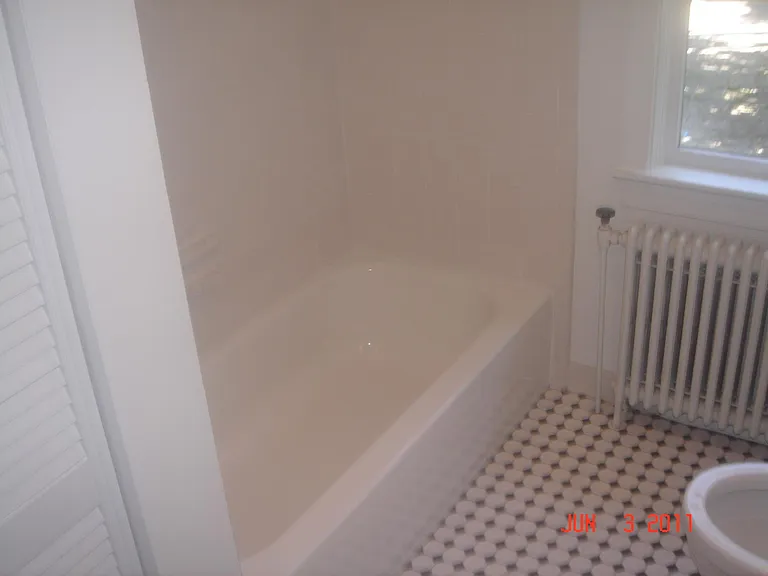 121 S Walnut St #A — Photo 5