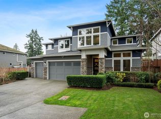2003 204th St SW, Lynnwood, WA