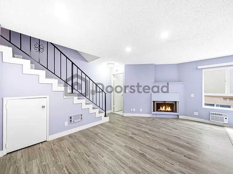 1826 S Bundy Dr #5 — Photo 6