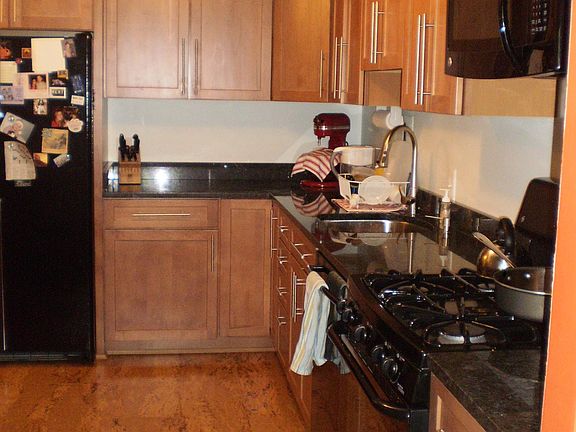 3rd image of 9039 Sligo Creek Pkwy APT 306