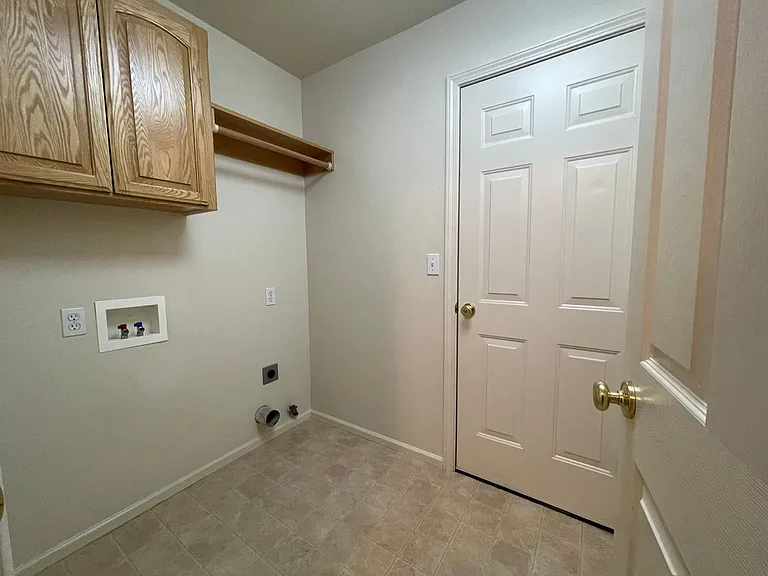 205 Kit Ln — Photo 14