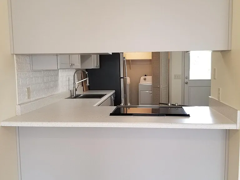 Premier Dr — Photo 3