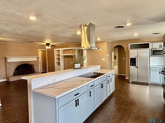 2nd image of 3608 Earlmont Ln