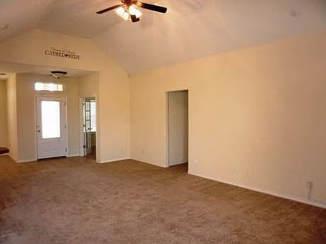 3rd image of 214 Tempest Ln