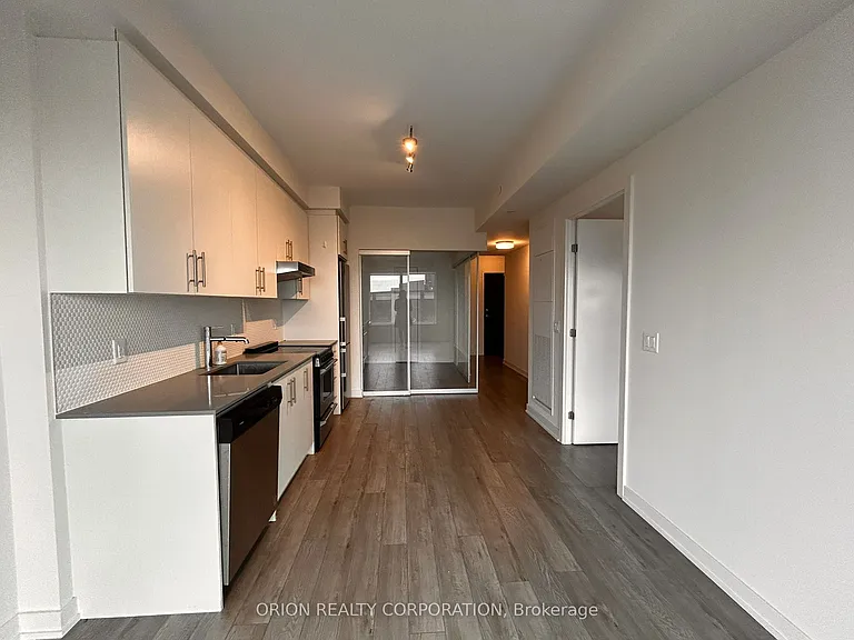 212 King William St #620 — Photo 10