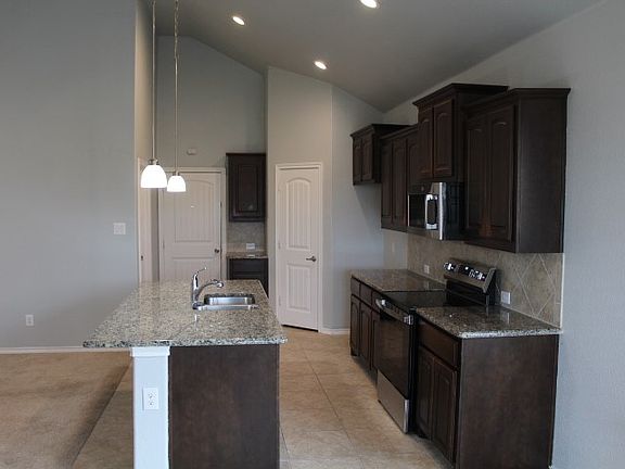 4th image of 11520 Starlight Ranch Trl