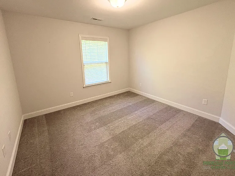 400 Ansel Woods Ln — Photo 10