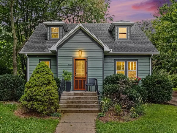 308 S Barker St, New Buffalo, MI 49117