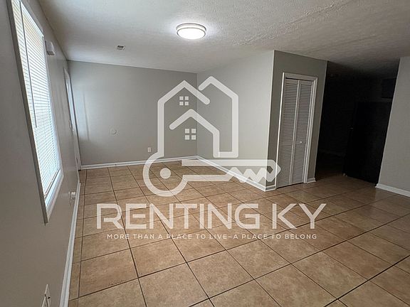 3rd image of 113 Manna Dr APT 6