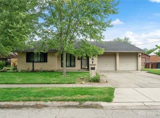 140 Redbud Dr, Springboro, OH 45066