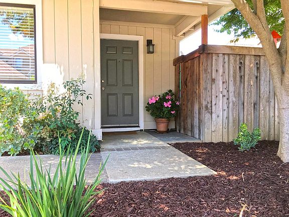 5th image of 17142 Creekside Cir
