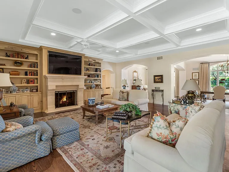 6248 E Montecito Ave — Photo 6