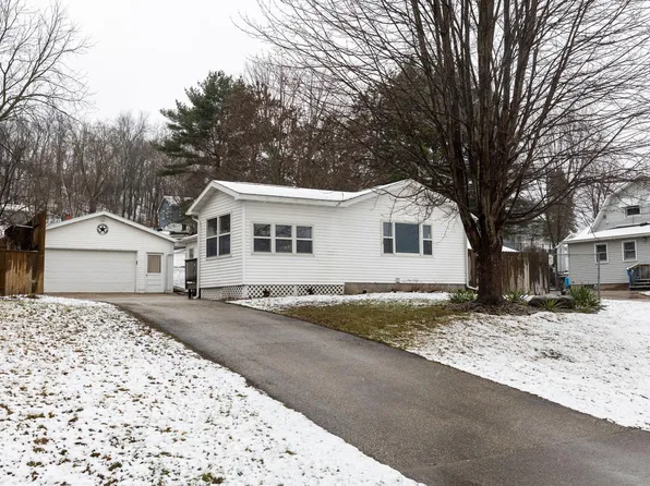 41907 Spillway Dr, Winona, MN 55987