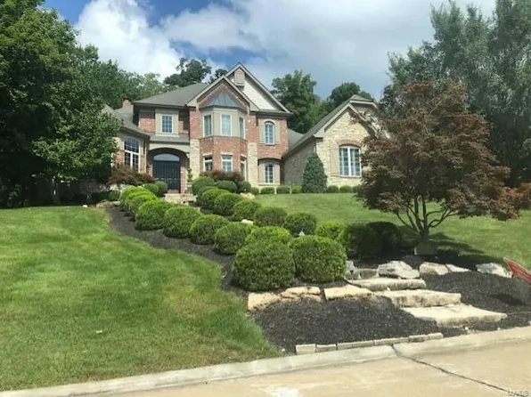 13041 Tapawingo Pl, Saint Louis, MO 63127