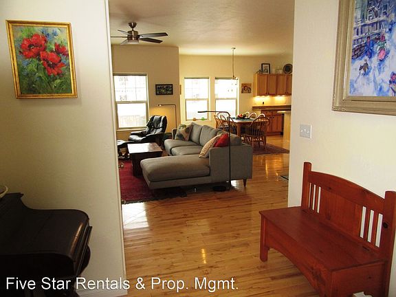 4th image of 668 Copperwood Ct
