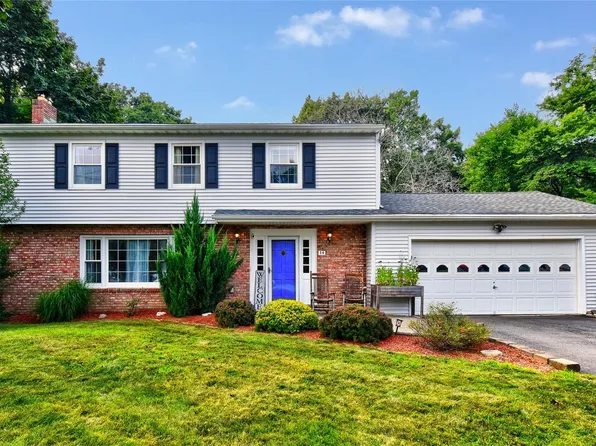 14 Cimorelli Drive, New Windsor, NY 12553