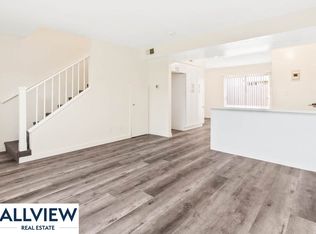 2947 Mendoza Dr UNIT D, Costa Mesa, CA 92626