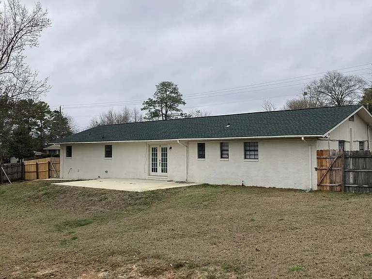 311 Dixie Dr — Photo 21