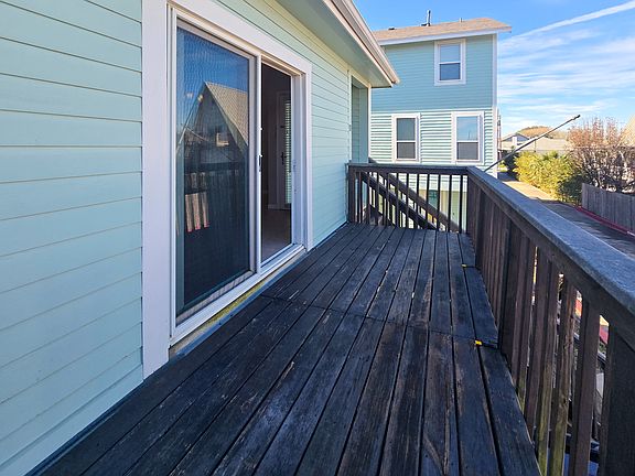 5th image of 3100 75th St APT 11