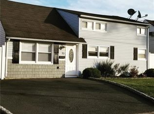 70 Hagaman St, Carteret, NJ 07008