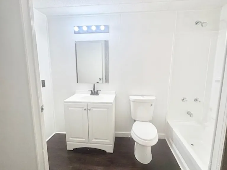 5601 SW Lakefront Ln S #20 — Photo 5