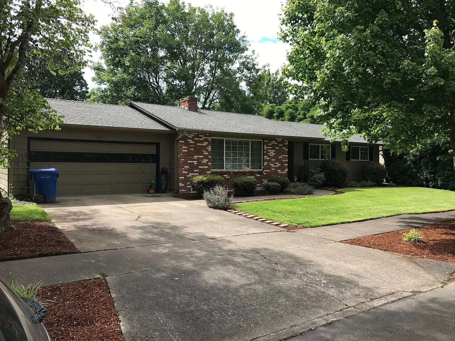 5583 Verda Ln NE photo 1