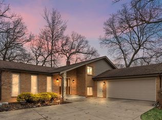 12480 Acorn Ct, Saint John, IN 46373