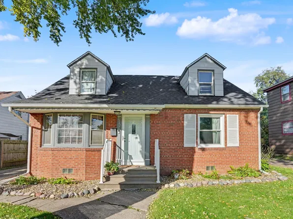 2342 24 1/2 St, Rock Island, IL 61201