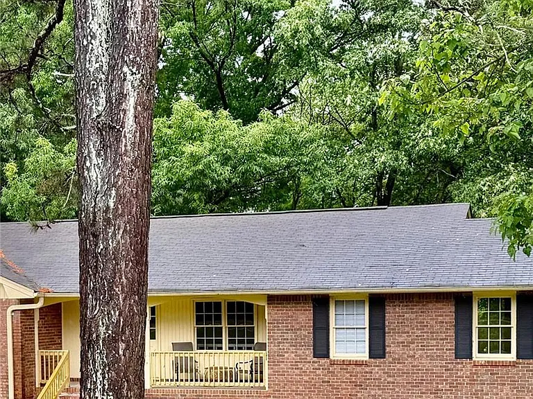 665 Arnold Rd — Photo 37